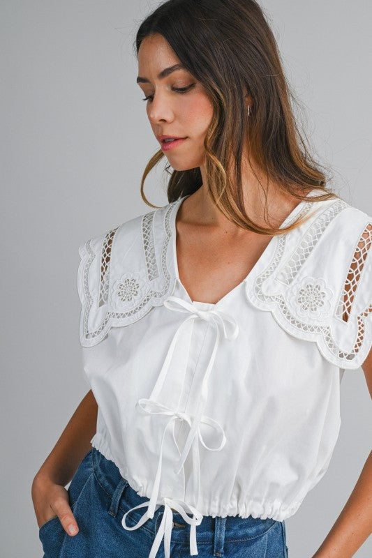Embroidered Scallop Top- off white