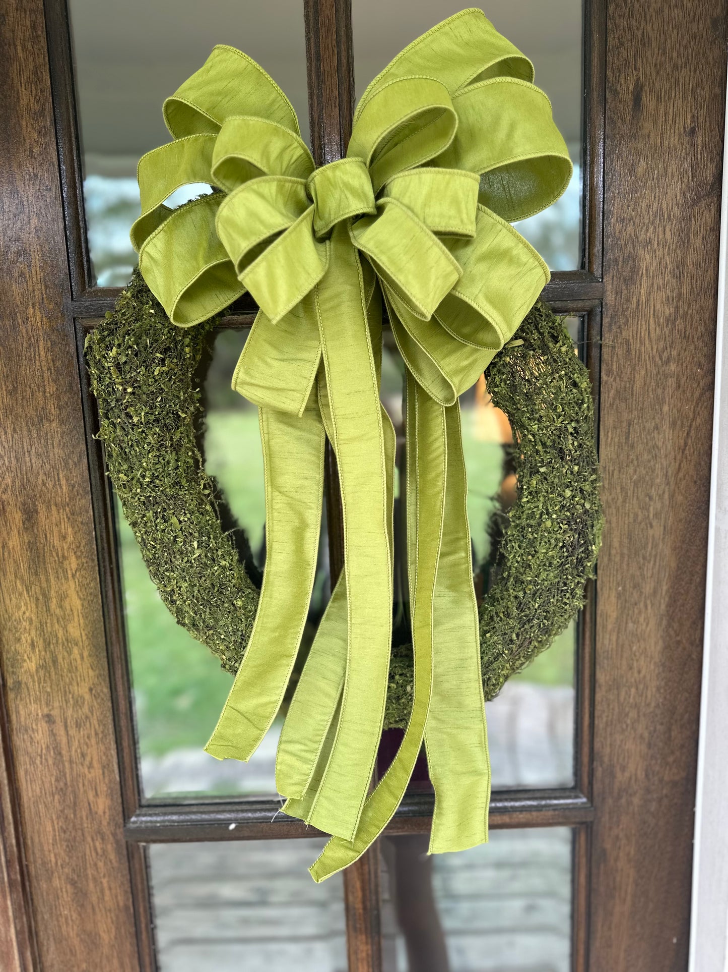 Moss Green Bow