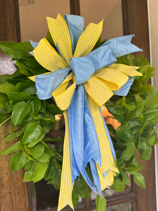 Light Blue/ Light Yellow Stripe Bow